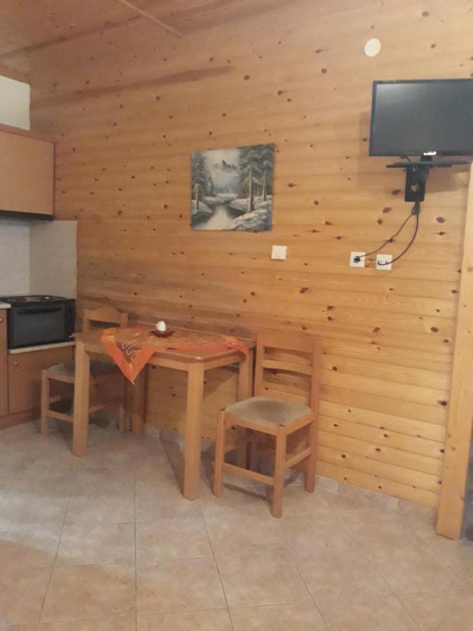 To Konaki Káto Loutrákion Exteriér fotografie